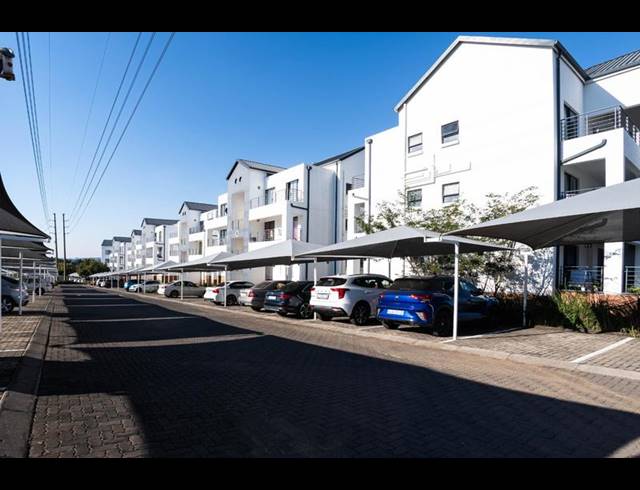 3 BEDROOM APARTMENT FOR SALE IN GREENSTONE HILL